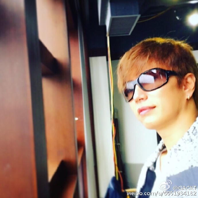 2016-nov-25-gackt-weibo-01